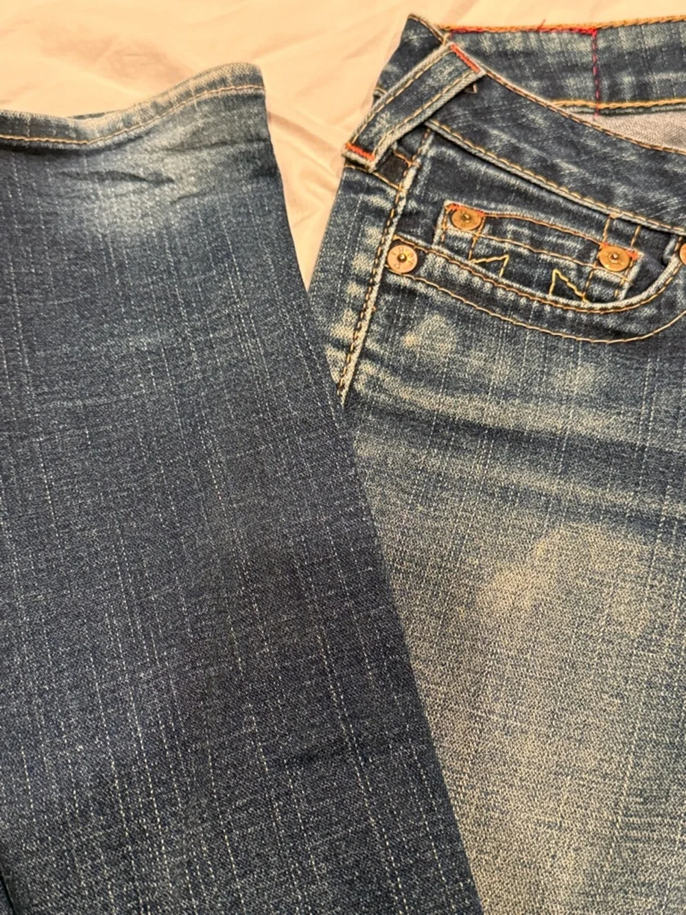 True Religion Women’s Boot Cut Jeans in Faded Blue - Picture 3 of 5